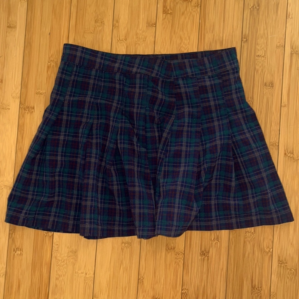 AMERICAN EAGLE PLAID SKIRT SIZE 8